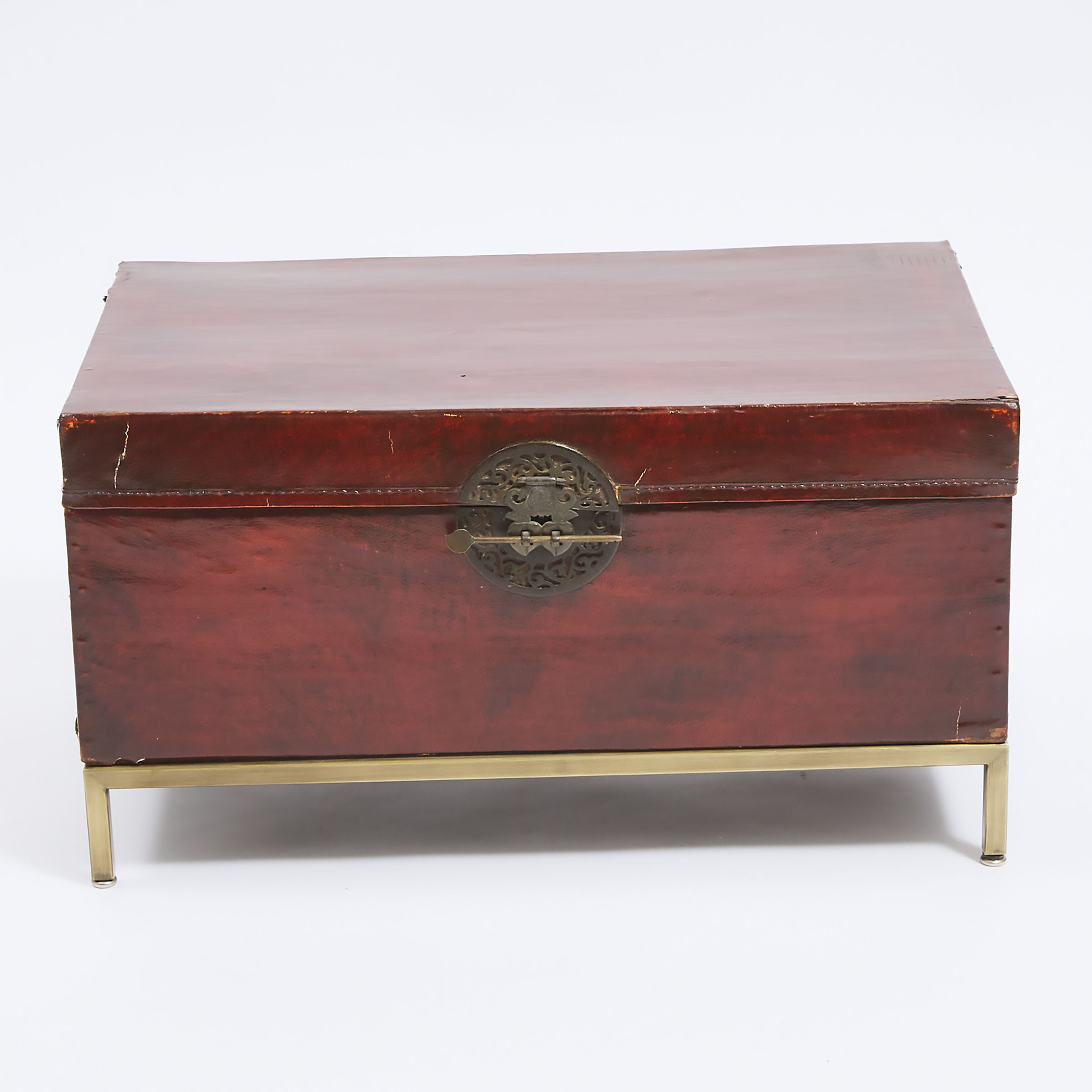 A Chinese Red Lacquered Pigskin Leather Wrapped Wood Chest, Late 19th/Early 20th Century, 晚清 红漆皮箱, o - Image 2 of 4