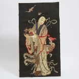 A Chinese Embroidery of Magu and a Phoenix, Qing Dynasty, 19th Century, 清 十九世纪 缎绣麻姑献寿幔帐, 50 x 27.6 i