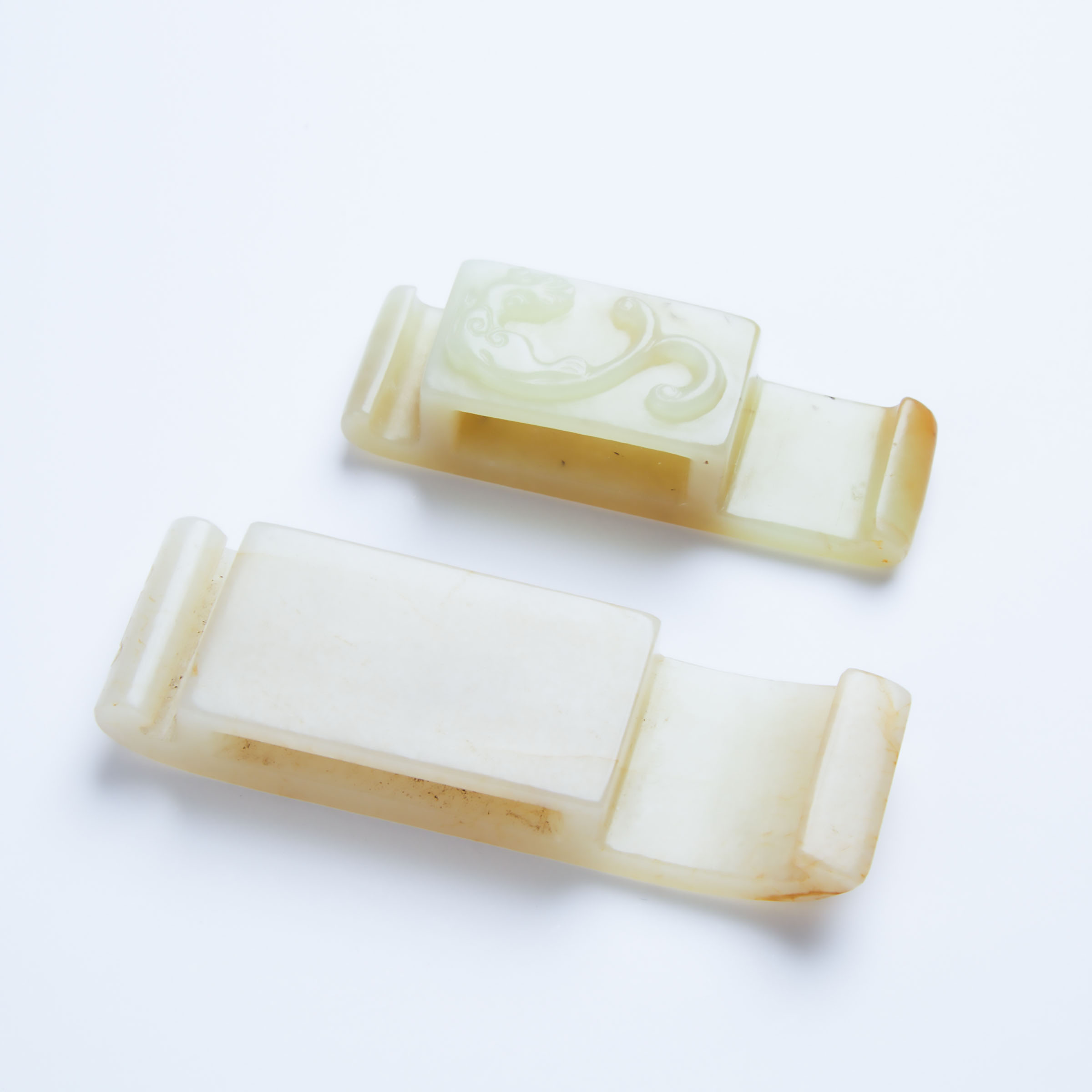 Two White Jade Scabbard Slides, Ming Dynasty, 明 剑璏一组两只, longest length 3.4 in — 8.6 cm (2 Pieces) - Image 2 of 4