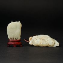 Two White Jade Carvings, Qing Dynasty, 19th Century, 清 十九世纪 白玉雕'加官晋爵' '一鸣惊人'佩一组两件, largest length 3.