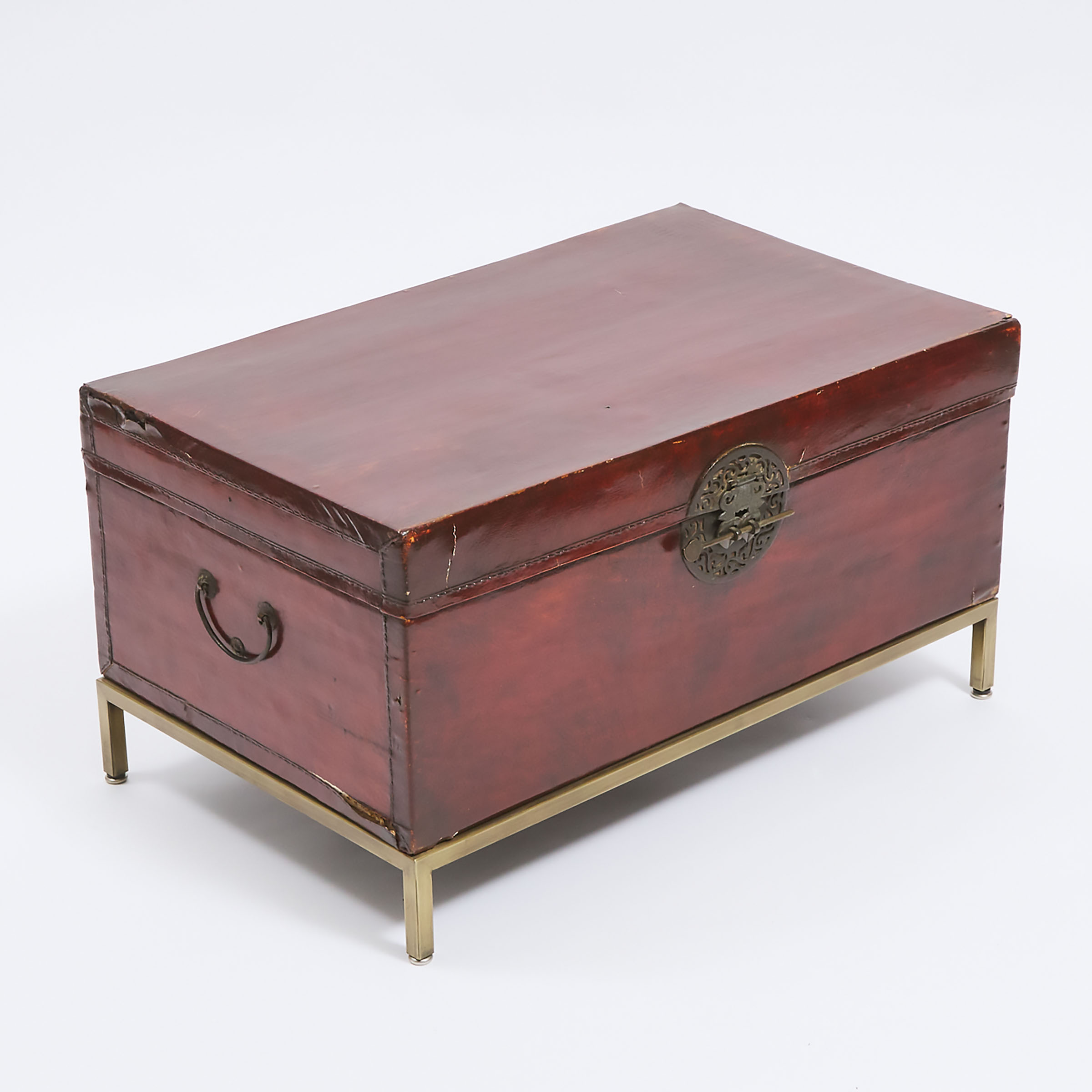 A Chinese Red Lacquered Pigskin Leather Wrapped Wood Chest, Late 19th/Early 20th Century, 晚清 红漆皮箱, o