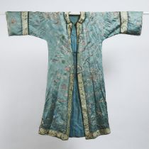 A Chinese Embroidered Blue Ground Silk Robe, Late Qing Dynasty, 19th Century, 晚清/民国时期 蓝地刺绣庭院花鸟纹女袍, 5