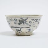 A Vietnamese Blue and White 'Hoi An Hoard' Bowl, 15th Century, 十五世纪 安南窑青花小碗, height 2.7 in — 6.9 cm,