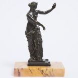 Small Grand Tour Patinated Bronze Model of Diana, After the Antique, 19th century, height 7.1 in — 1