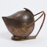 Ludwig Vierthaler for Josef Winhart & Co. Jungenstil Brass Mounted Hammered Copper Teapot, Munich, c