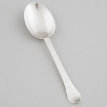 Charles II Silver Small Trefid Spoon, probably John King, London, c.1680, length 4.1 in — 10.3 cm