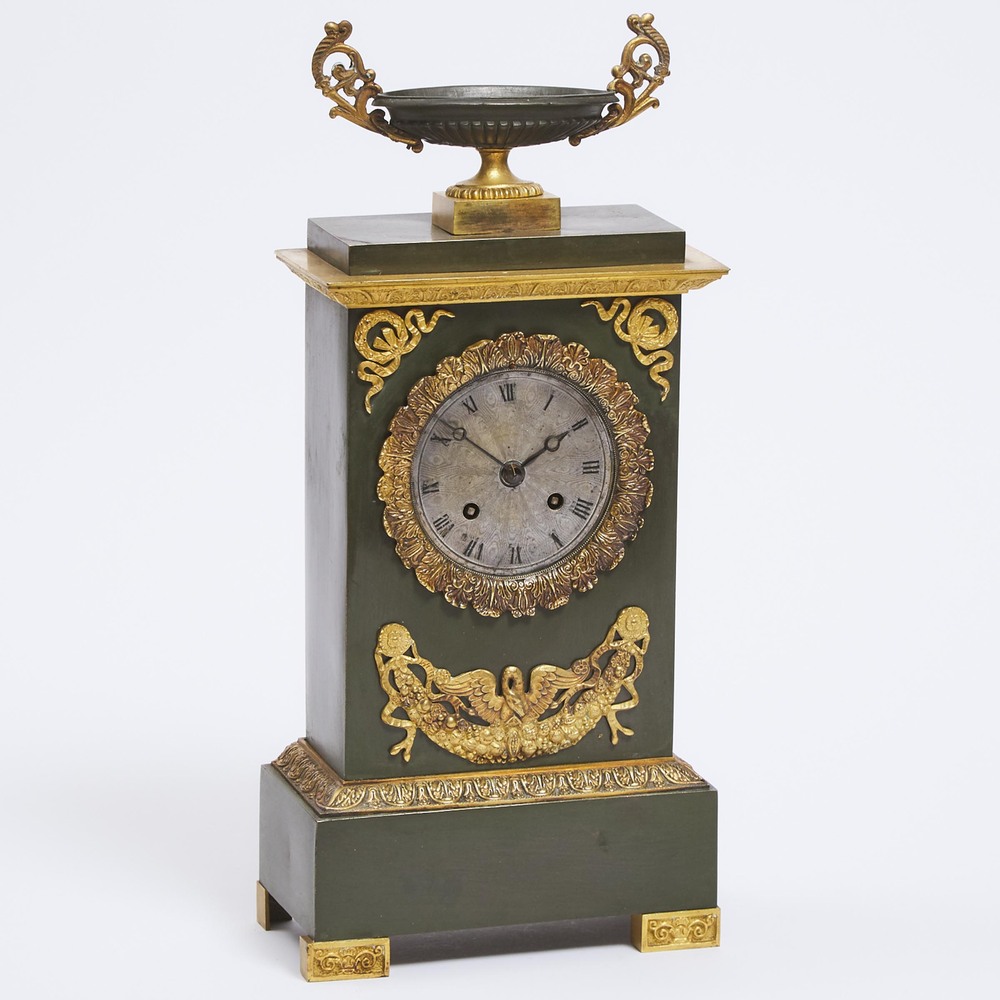 French Empire Gilt and Patinated Bronze Mantle Clock, early 19th century, height 15.4 in — 39 cm