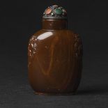 A Carved Amber Snuff Bottle, 19th Century, 清 十九世纪 蜜蜡雕双辅兽耳烟壶, height 3 in — 7.5 cm