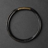 A Black Coral Rope-Twist Bangle, 19th Century, 清 十九世纪 绞丝海柳镯, diameter 3 in — 7.5 cm