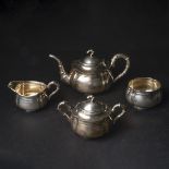 A Set of Chinese Export Gilt Silver Tea Service, Yok Sang Studio, Shanghai, 19th/20th Century, 晚清/民国