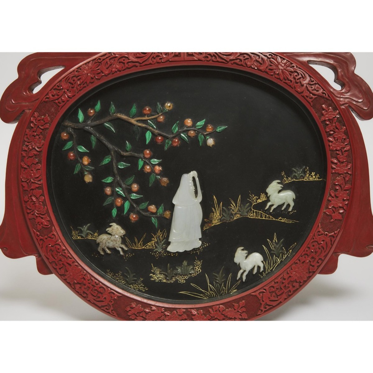 A Pair of Red Lacquer Panels Inlaid With Jade and Precious Stones, 19th Century, 清 十九世纪 剔红嵌宝挂屏一对, he - Image 4 of 6