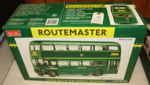 A Sun Star 1:24 scale London Transport Green Line Routemaster Coach. In dark green, RMC1453, '453