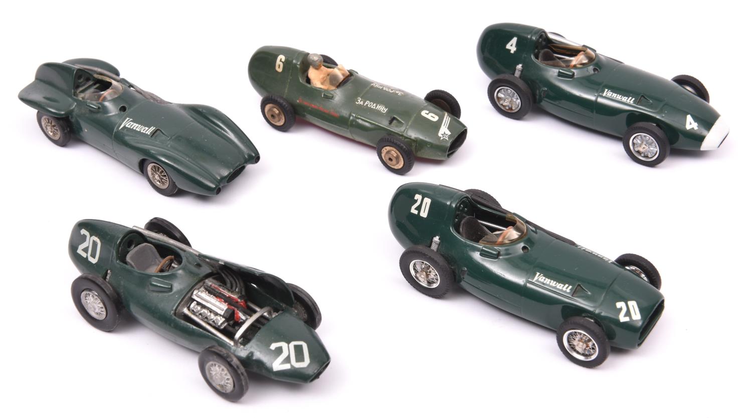 5 Vanwall racing cars. Resin and white metal examples, 2x RTMC, RN 4 and 20. Western Models Frank