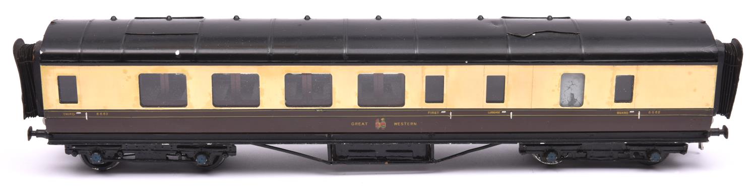 An Exley O gauge GWR corridor coach. Brake Composite in Chocolate and Cream livery. QGC-GC, some