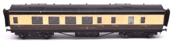 An Exley O gauge GWR corridor coach. Brake Composite in Chocolate and Cream livery. QGC-GC, some