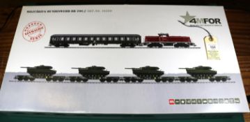 A Marklin HO gauge '4MFOR' Militarzug Bundeswehr BR 290 Train Pack (Art. No. 26290). Comprising DB