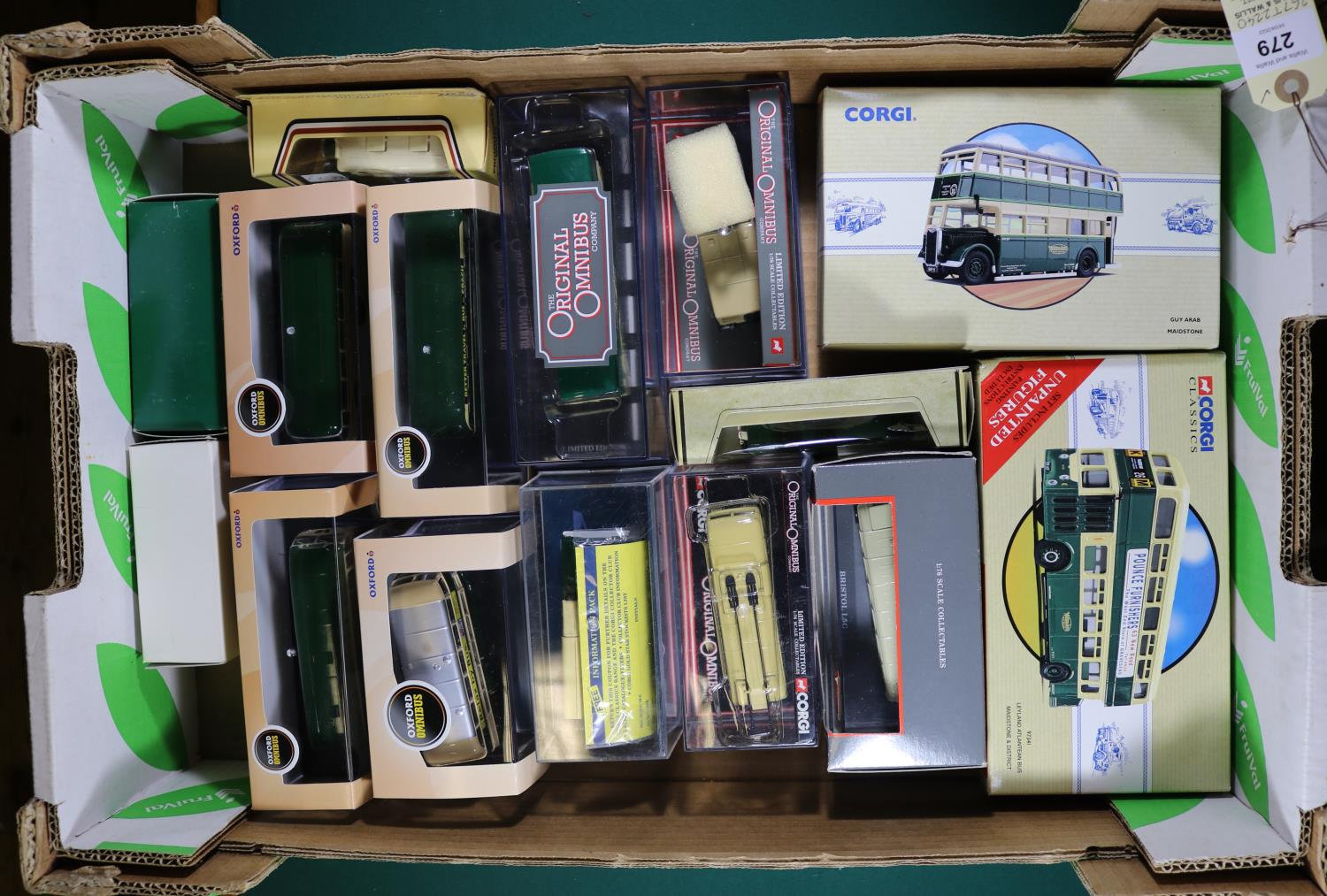 23x Maidstone and District themed EFE, OOC, Oxford Diecast, etc model buses and coaches. EFE Gift