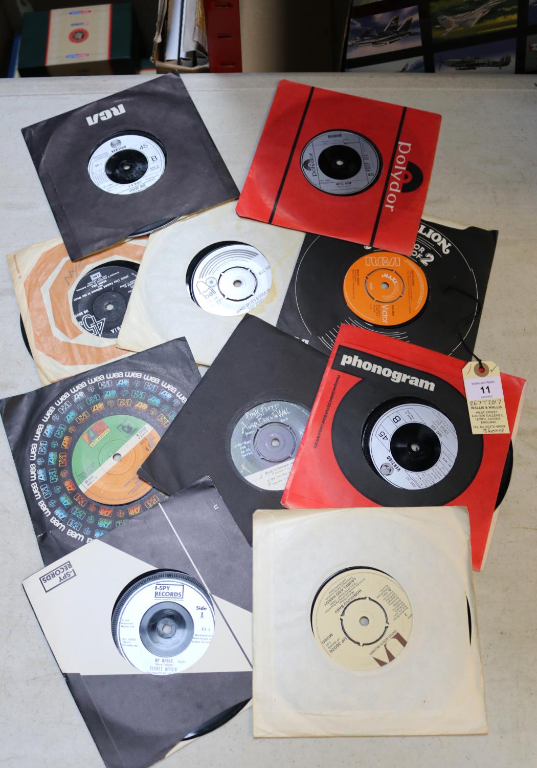 70+ LP vinyl records and 40+ 7 inch singles. Including; Supertramp, Paris. Judge Dread, - Image 4 of 8