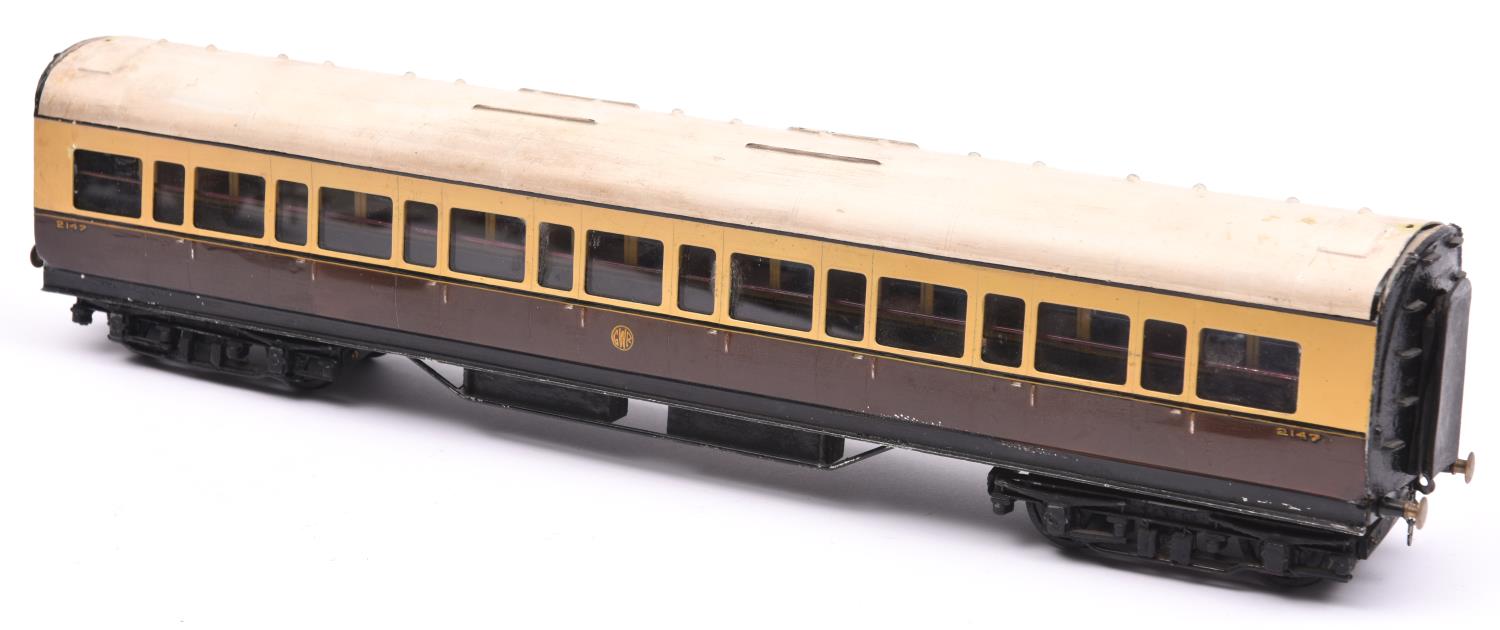An Exley O gauge GWR corridor coach. Full Third in Chocolate and Cream livery. With Exley label to