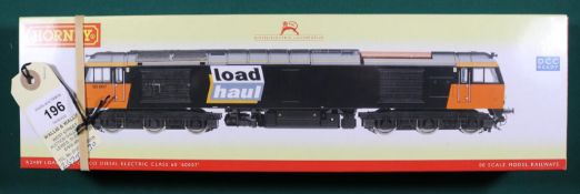 Hornby OO gauge Diesel Electric Class 60 Locomotive. R.2489 RN60007 in black/orange Load Haul