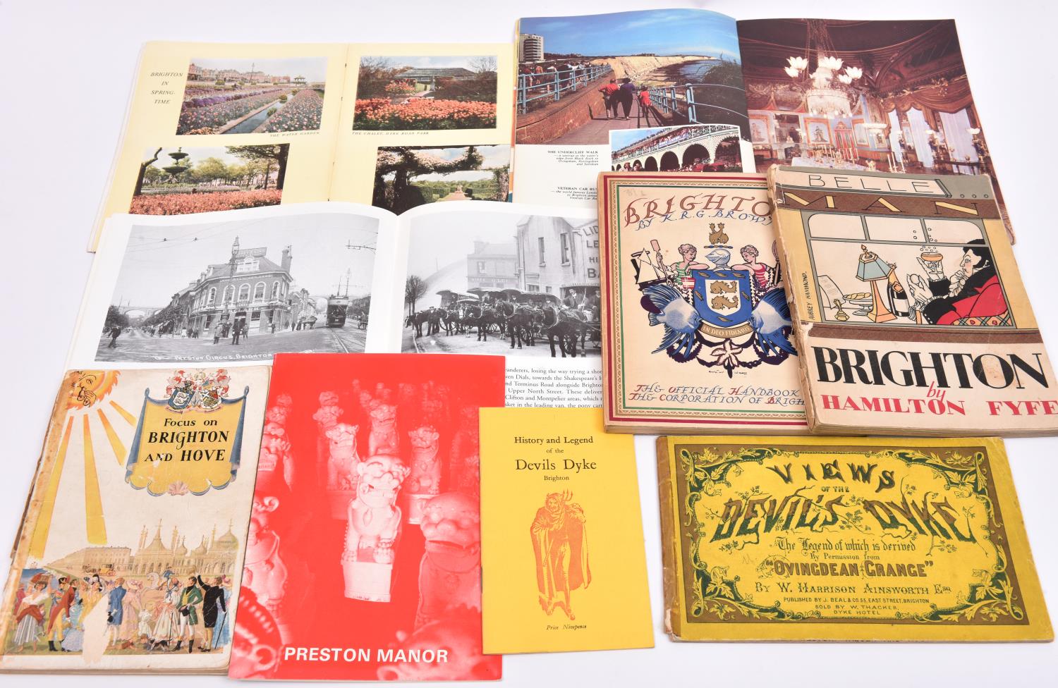 14x books and booklets relating to Brighton. Including; The Encyclopaedia of Brighton (1st issue),