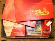 25 items of Tri-ang OO gauge railway. Including; R1X Passenger Train set comprising Princess Royal