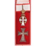 Denmark, Order of the Dannebrog commander's set from the reign of Queen Margrethe II (1970-), neck