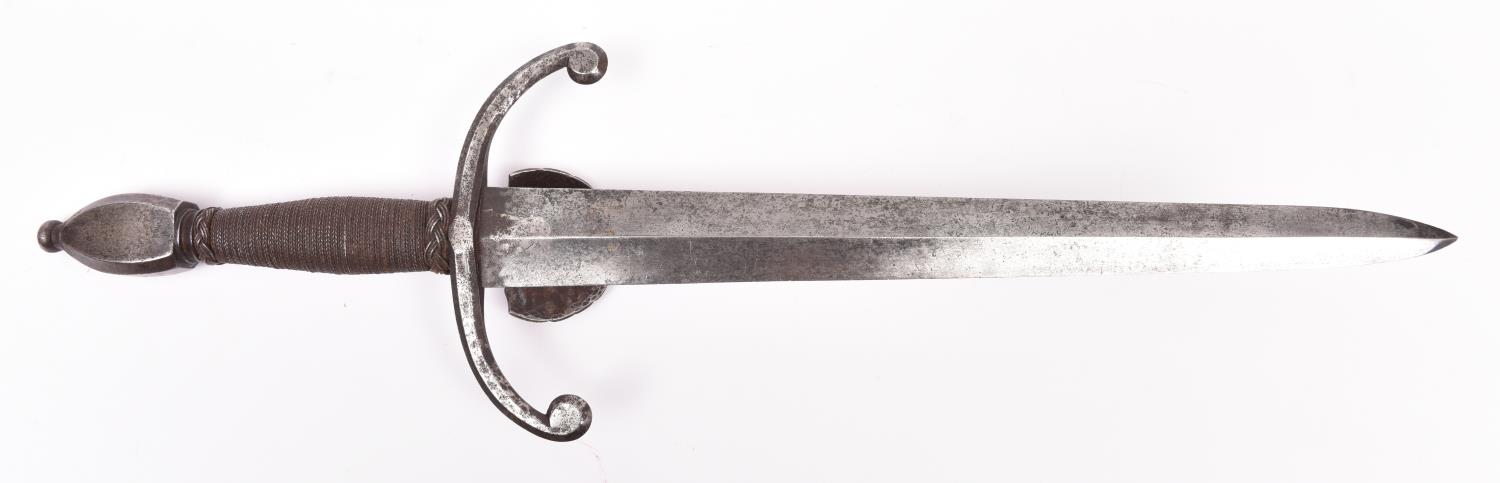 A left hand dagger in the style of early 17th century, tapered double edged blade 13½? of hollow - Image 2 of 2