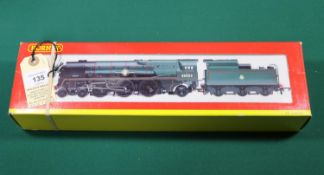 A Hornby 'OO' gauge BR Merchant Navy class 4-6-2 Tender Locomotive (R2170). 'Holland Africa Line',