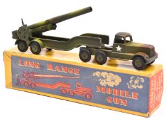 Crescent military models No.1271 Long range Mobile Gun, paintwork finished in camoflauge.lever