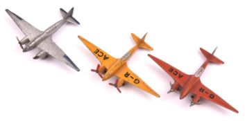 3 Dinky Toys Light Racer (DH Comet 60g). An example in yellow, another in red, both G-R ACE and a