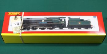 A Hornby 'OO' gauge BR Battle of Britain class 4-6-2 Tender Locomotive (R2606). 'Sir Trafford