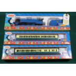 3x Hornby OO gauge Thomas the Tank Engine & Friends series items. Gordon the Blue Engine (R383).