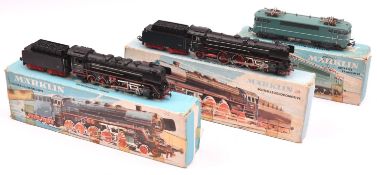 3 Marklin HO locomotives. A German Railways class 44 2-10-0 tender locomotive, RN44 690. Plus a
