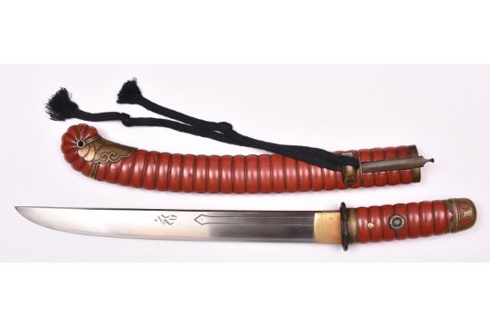 An O Tanto , with blade showing bonji and ken grooves, thin suguha hamon and tang with Kinisan - Image 2 of 11