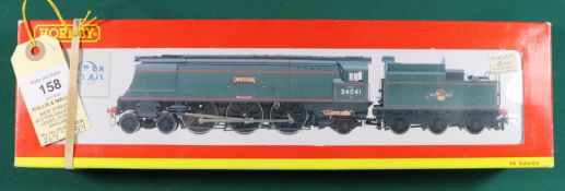 A Hornby '00' gauge West Country class 4-6-2 Tender Locomotive 'Wilton' RN 34041 (R2218). In lined