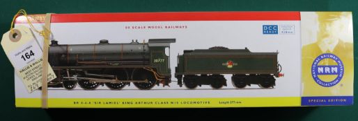 A Hornby '00' gauge BR class N15 4-6-0 Tender Locomotive 'Sir Lamiel' RN 30777 (R2638). In lined