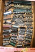 Quantity of OO gauge railway including Hornby, Lima, Airfix etc. 6 locomotives. 3x steam examples-