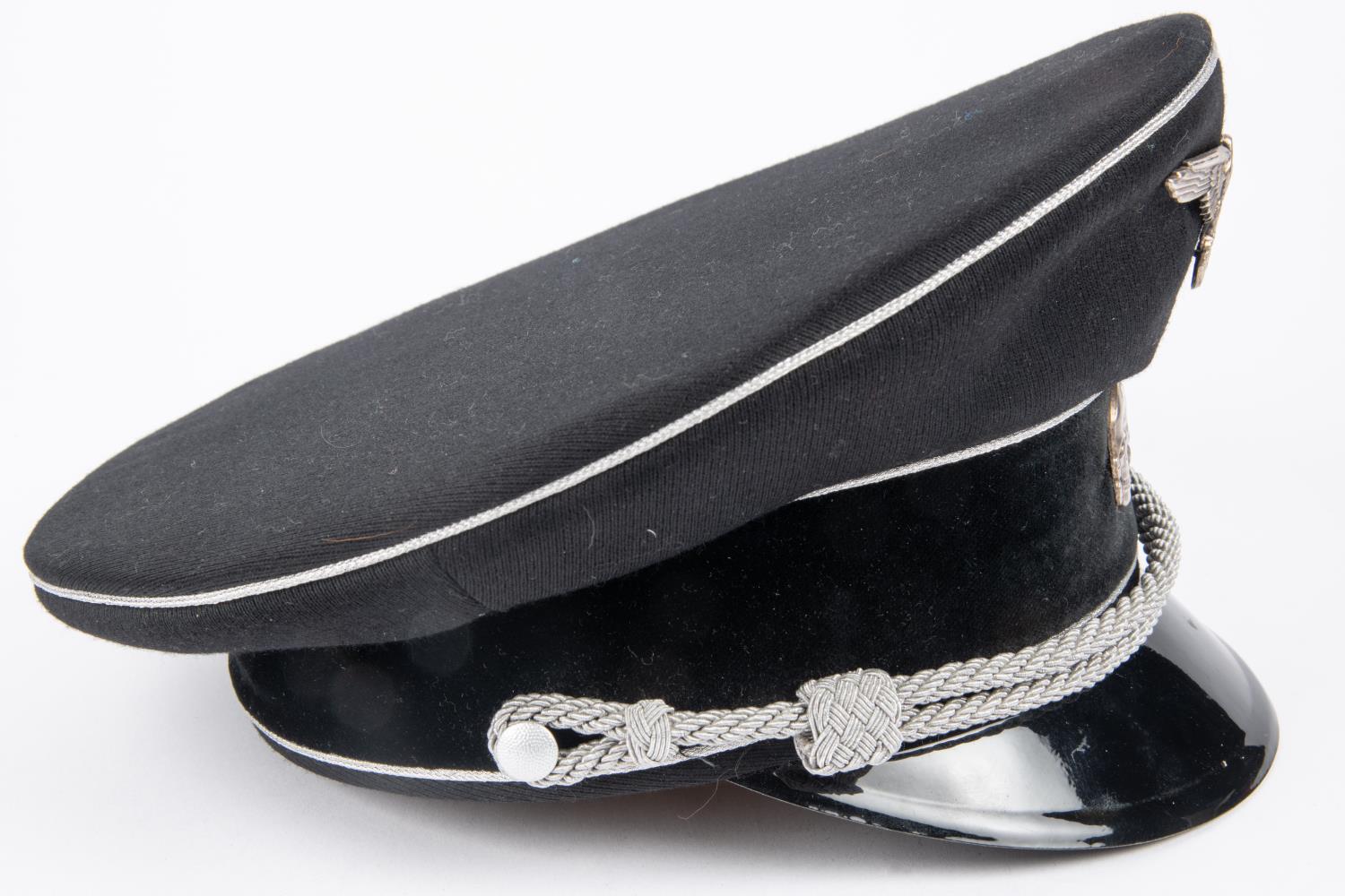 A good copy of a Third Reich Allgemeine SS officer's peaked cap. VGC £100-125 - Image 2 of 4