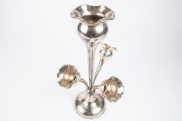 A silver epergne. Hallmarked for Birmingham 1919, maker's mark 'JG Ltd'. 478g (with weighted