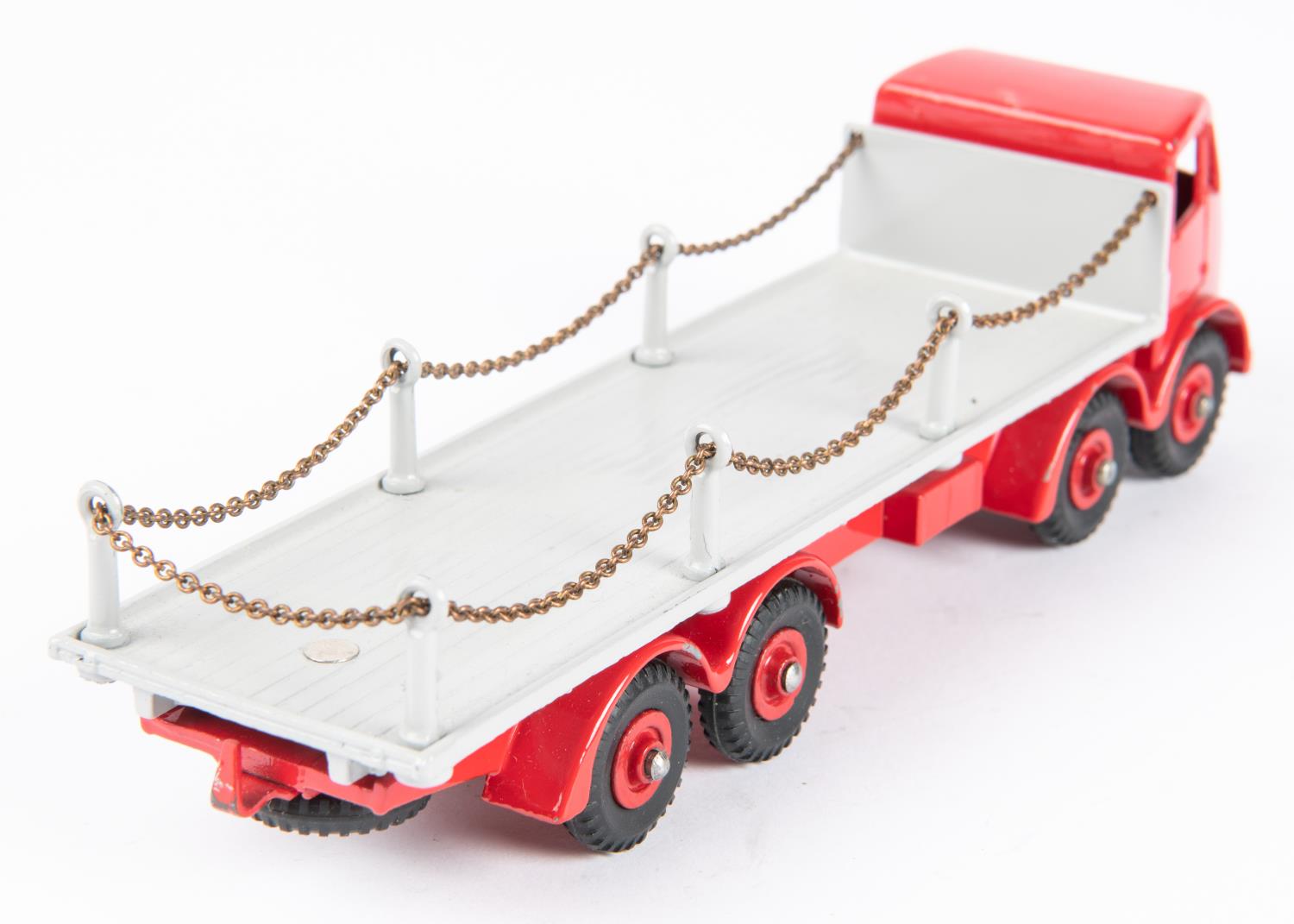 Dinky Toys Foden Flat Truck with Chains (905). Red cab and chassis, grey body, red wheels. Boxed, - Image 2 of 3