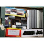 A quantity of OO/HO gauge Railway. Including Bachmann BR Royal Scot class 4-6-0 Tender