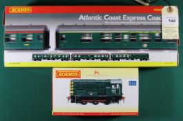 2 Hornby 'OO' gauge items. An 'Atlantic Coast Express' Coach Pack (R4140). Comprising BR Mk 1