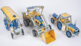 5 detailed and interesting large scale Meccano models. Produced from 1970s blue and yellow plates,