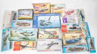 20x unmade plastic kits of aircraft by Frog, Matchbox, Merlin Models, Novo, etc. Including some