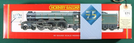 Hornby Railways BR OO tender locomotive. A Class A3 4-6-2 Flying Scotsman (R2054) RN60103 in lined