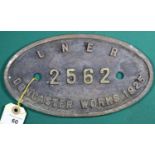 An LNER Locomotive oval brass worksplate from a Gresley Class A1 4-6-2, 2562 Isinglass. Built at