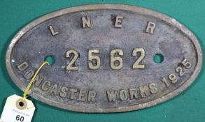 An LNER Locomotive oval brass worksplate from a Gresley Class A1 4-6-2, 2562 Isinglass. Built at