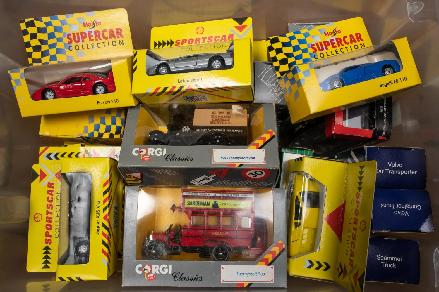 50+ diecast vehicles by Corgi, Maisto, Lledo, etc. Including; 24x Maisto Sports Car collection; - Bild 4 aus 4