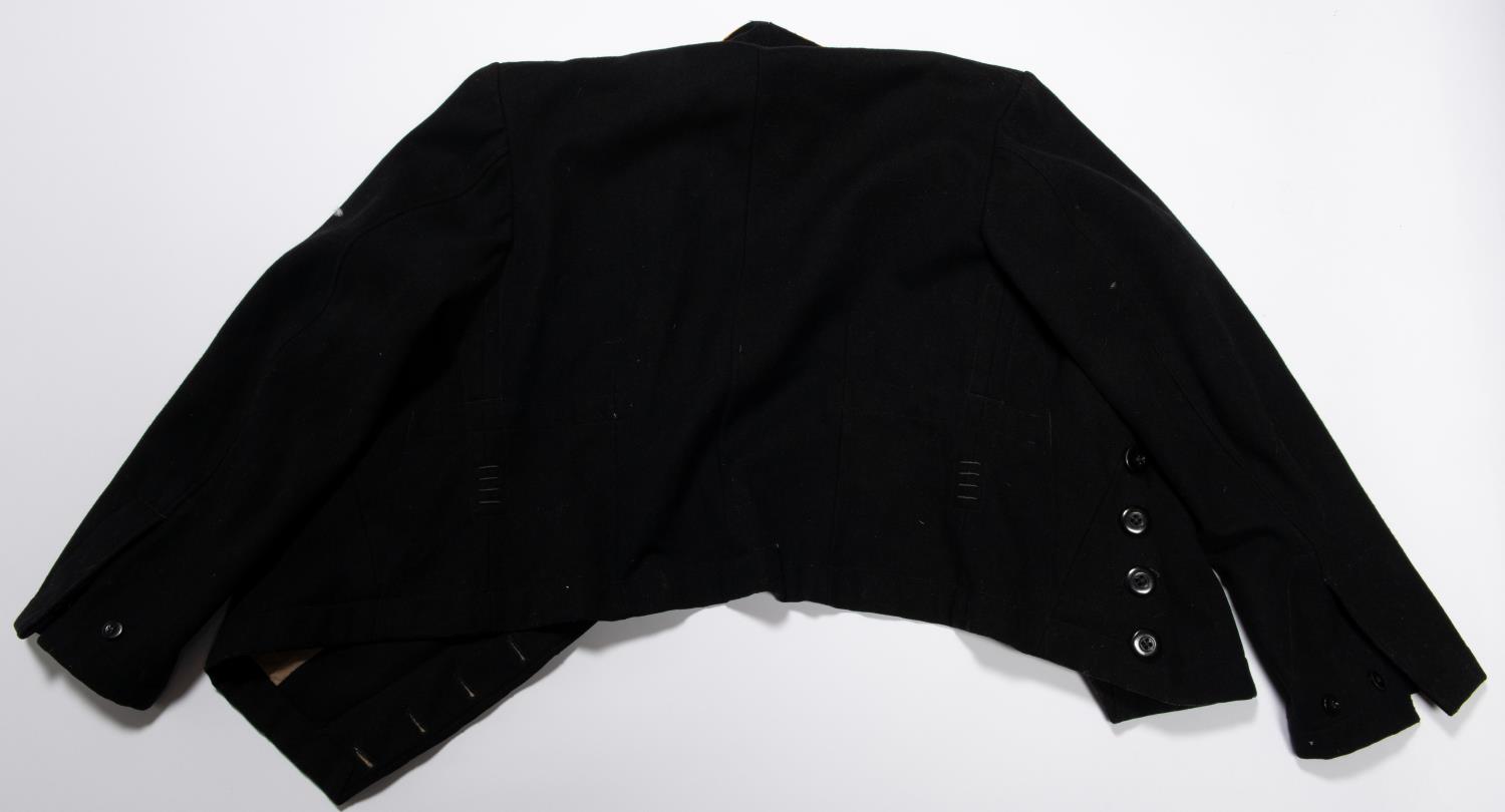 A good Third Reich Panzer officer's blouse, with shoulder boards of the 24th Regiment, "Death's - Image 2 of 2